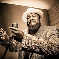 Sugaray Rayford at the 443 Social Club